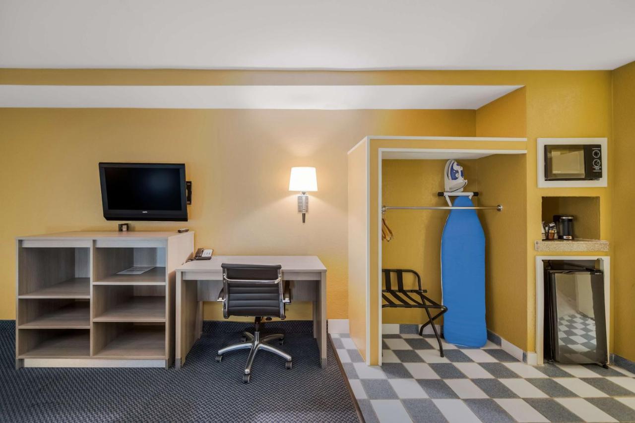 Surestay Hotel By Best Western Mt Pleasant Mount Pleasant Esterno foto
